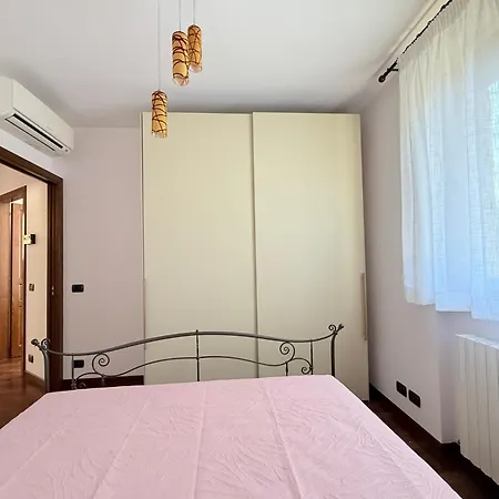 Snb002 - Pedaso, Splendida Porzione Di Con Piscina Apartmán Altidona