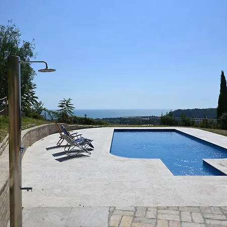 Snb002 - Pedaso, Splendida Porzione Di Con Piscina Altidona